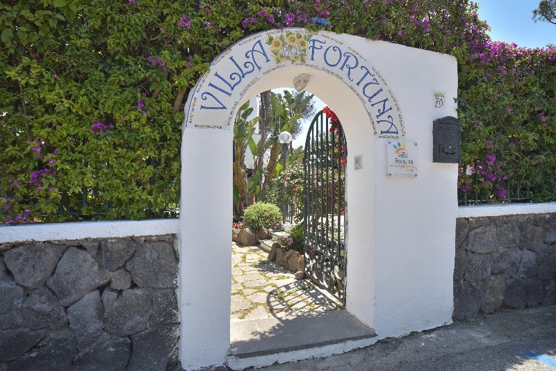 Villa Fortuna Holiday Resort อีสเกีย ภายนอก รูปภาพ